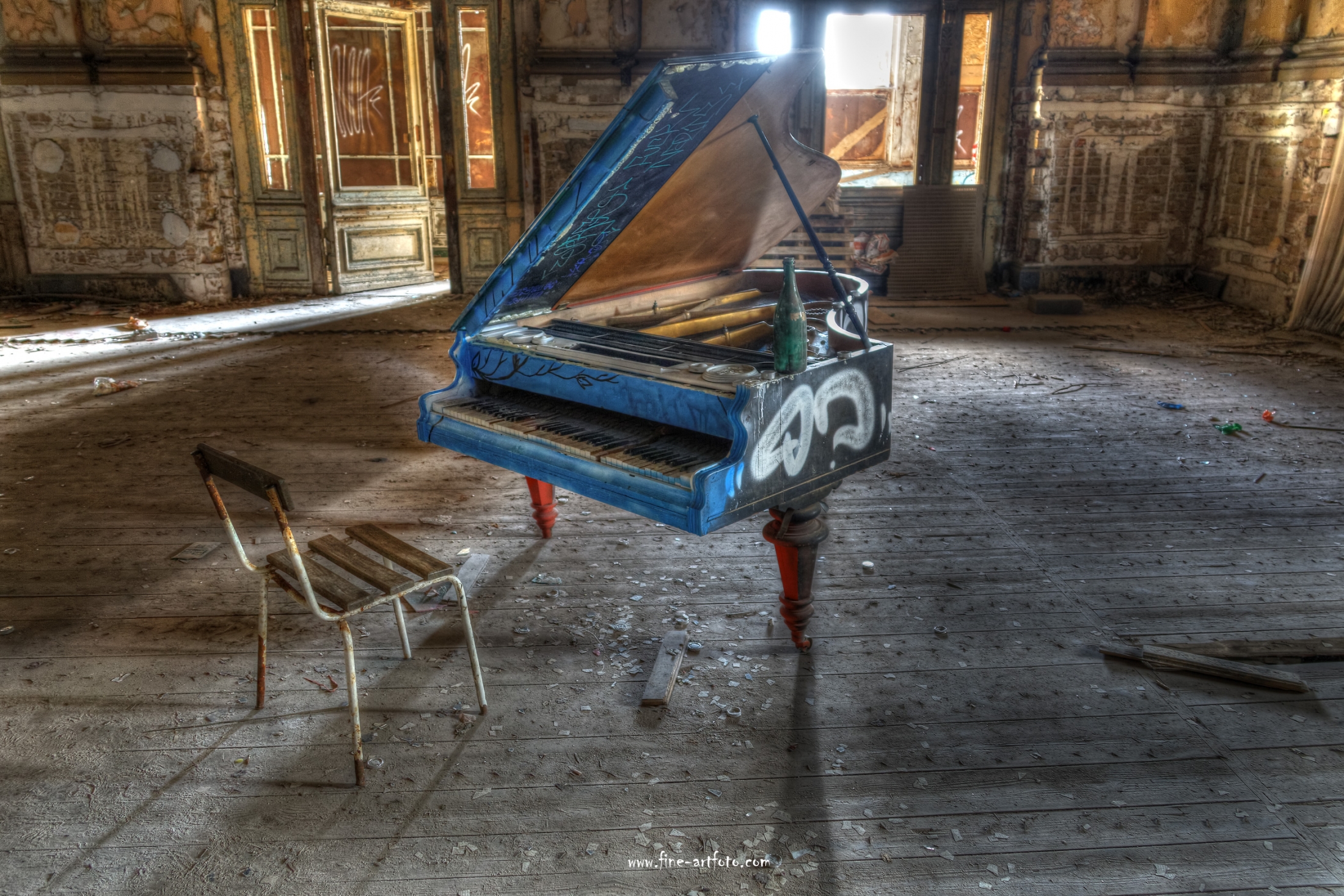 Grand Piano