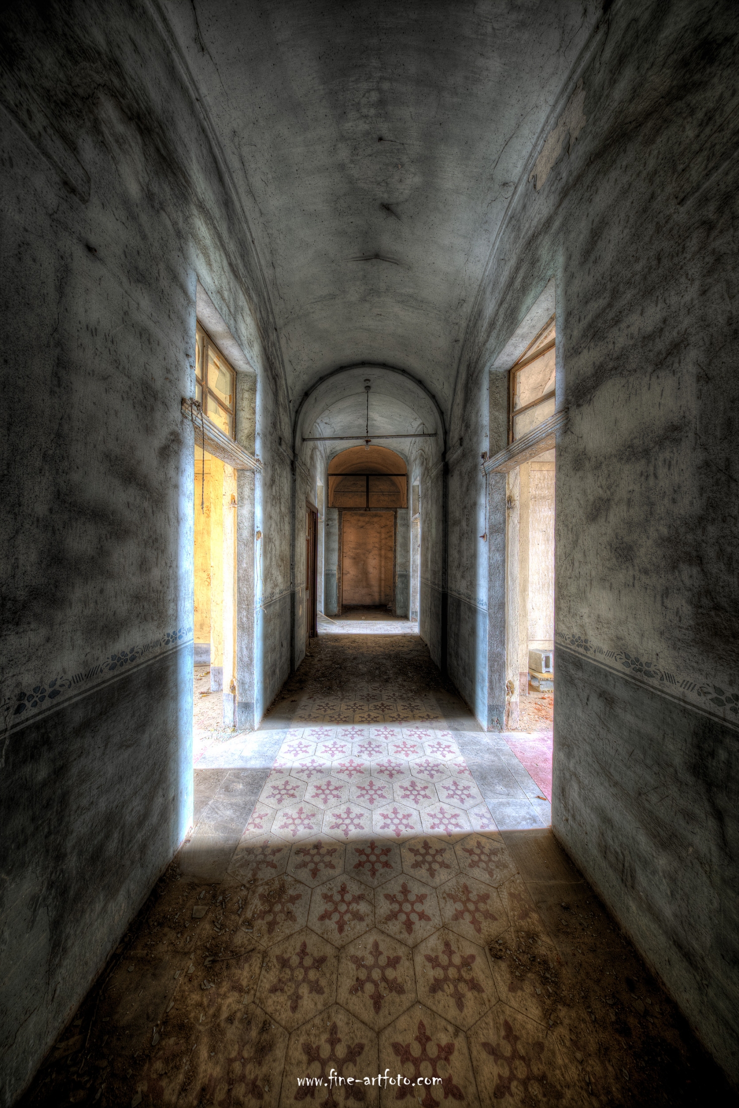Splendid Corridor